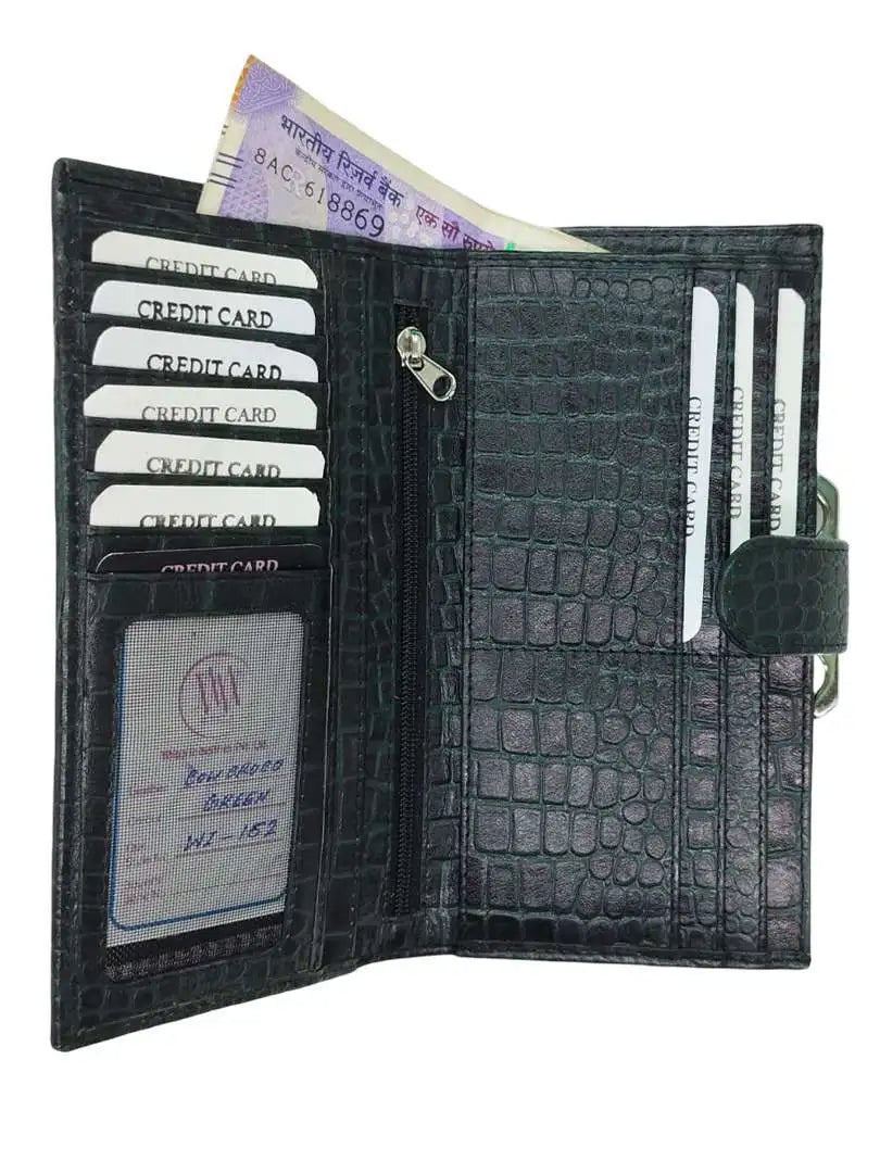 Women’s Premium Croco-Printed Multi-Compartment Purse